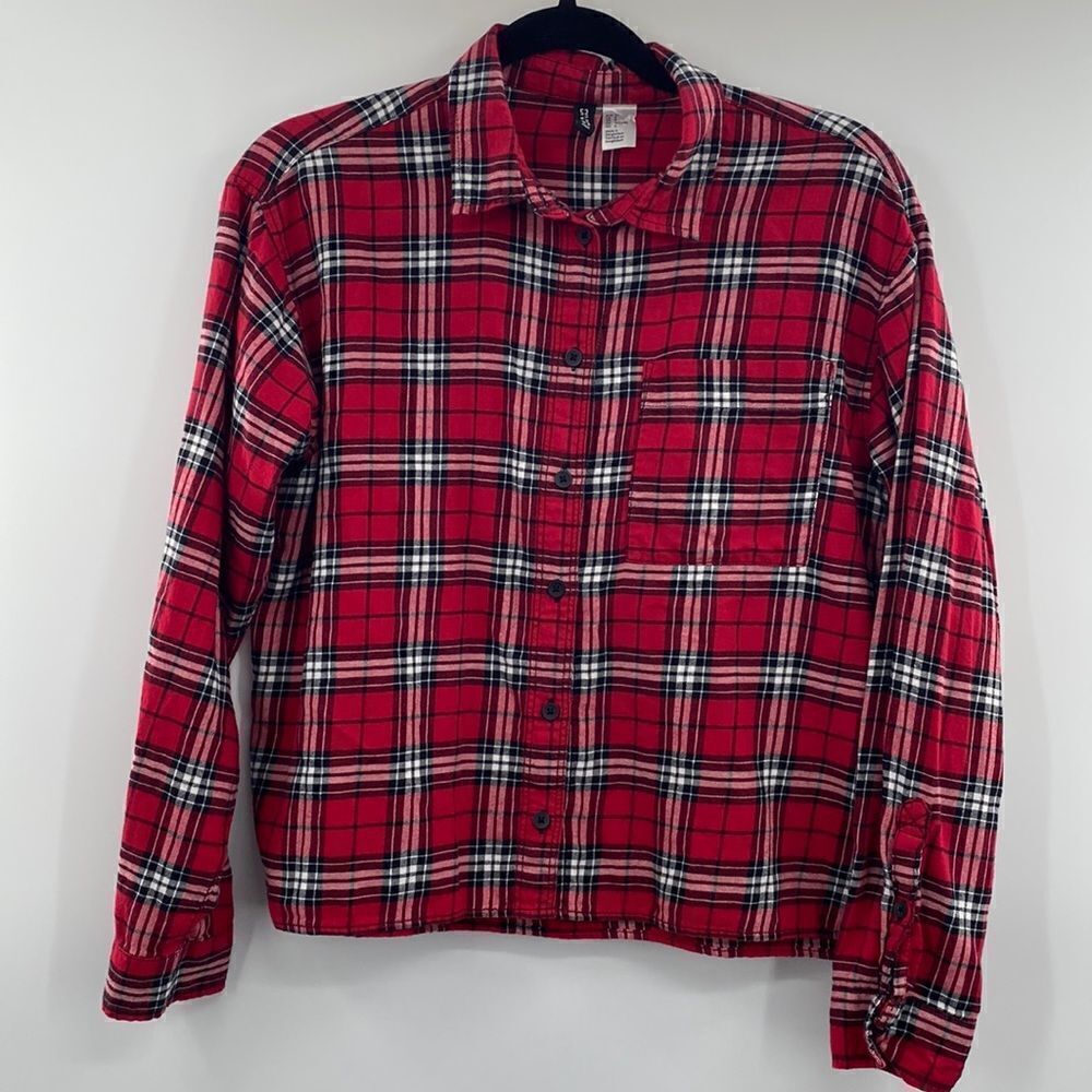 3For$20 Divided Red&Black PlaidShort  Button Down Blouse  size 6